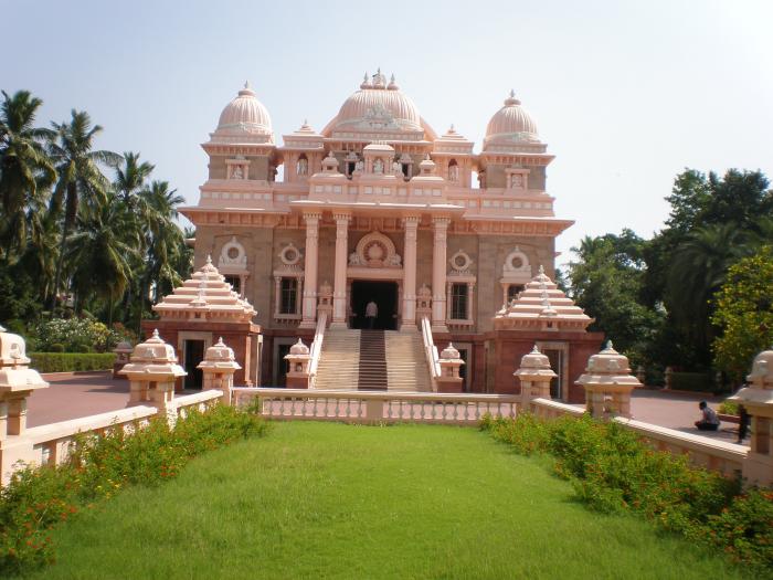 Universal Temple - Ramakrishna Mut - Chennai