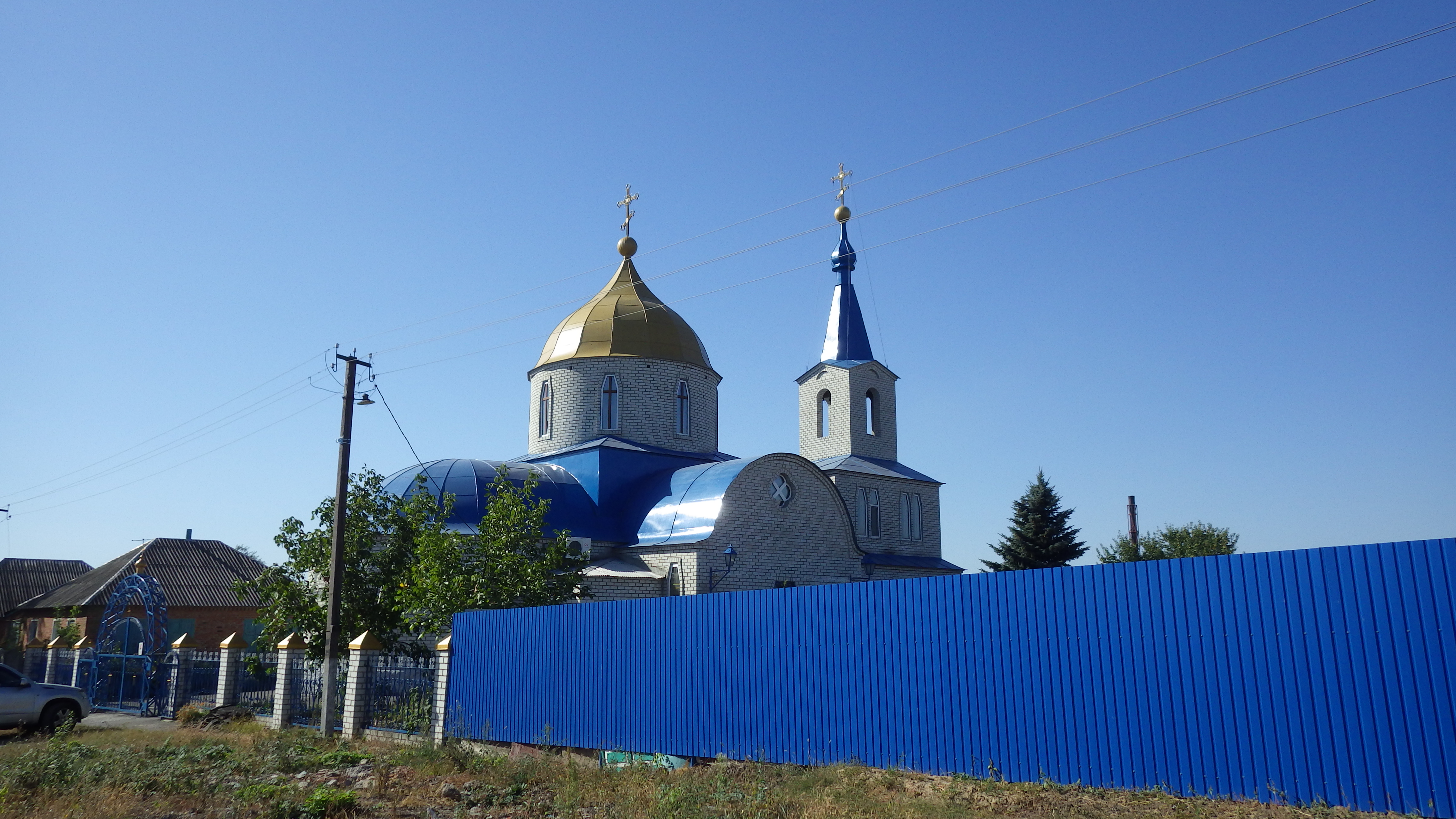 Погода в новопокровке. Новопокровка Украина Церковь. Храм село Новопокровка. Новопокровка Харьковская область. Храм Покрова Божьей матери Каменка.