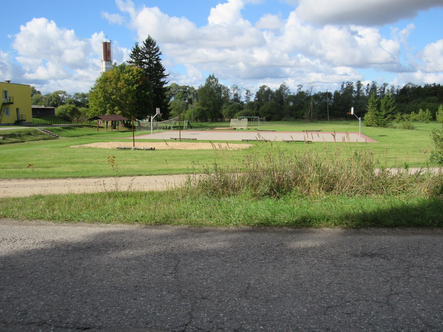 Sports ground - Tīsi