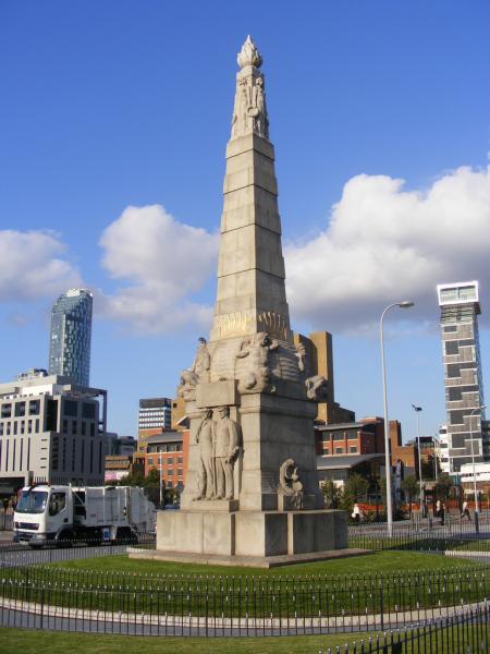 Memorial to the Engine Room Heroes of the Titanic - Liverpool