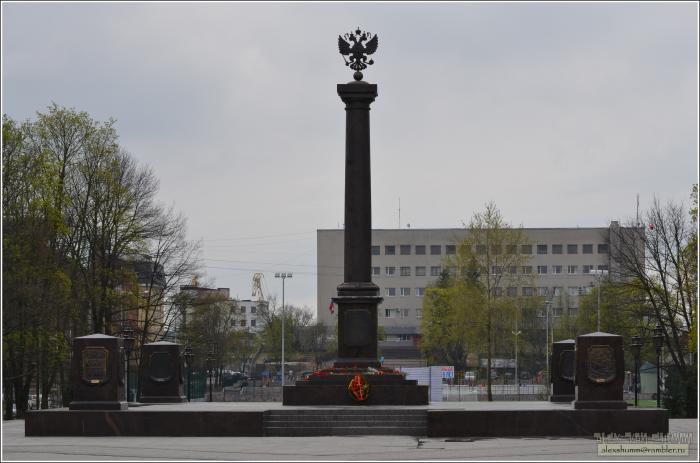 Слава выборг. Стела «город воинской славы» (Выборг). Памятник стела город воинской славы. Стела «город воинской славы» (Колпино).