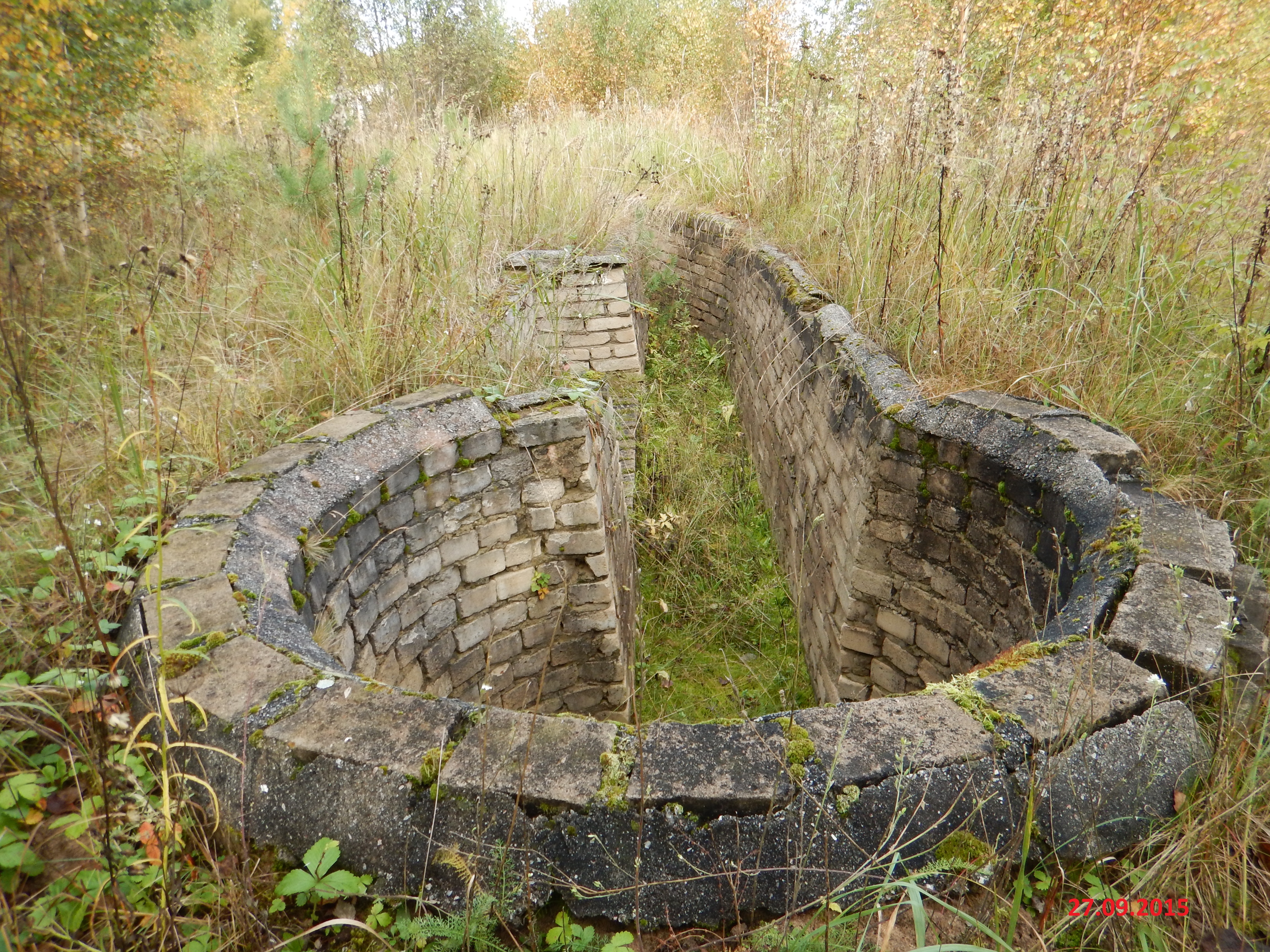 Село окопы. Окоп. Бетонный окоп. Окопы из бетона. Круглый окоп.