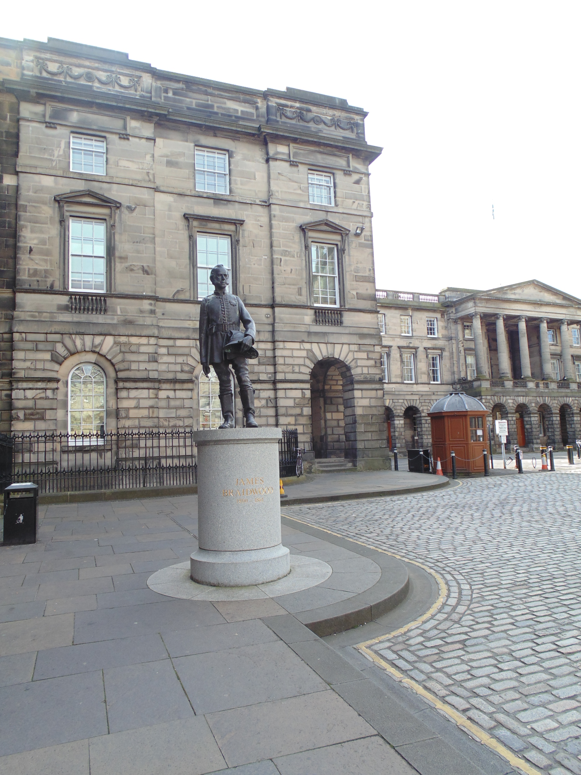 James Braidwood Memorial statue - Edinburgh