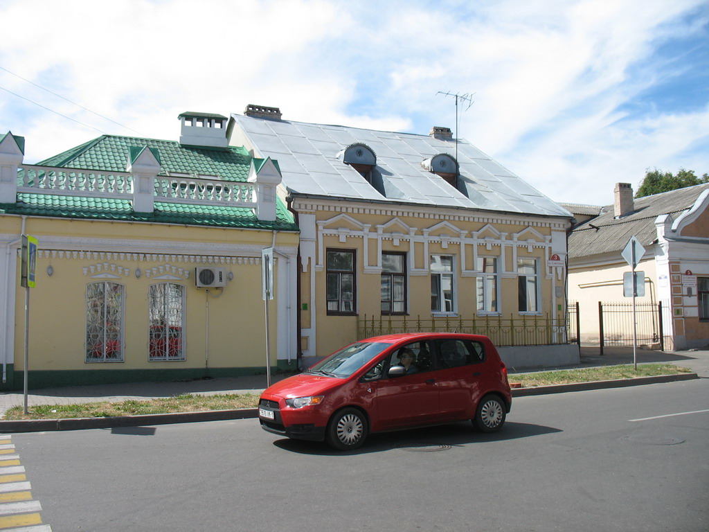 3 пинск. Пинск улица Советская. Советская 3. Дом колодных Пинск. Дом Басевича в Пинске.