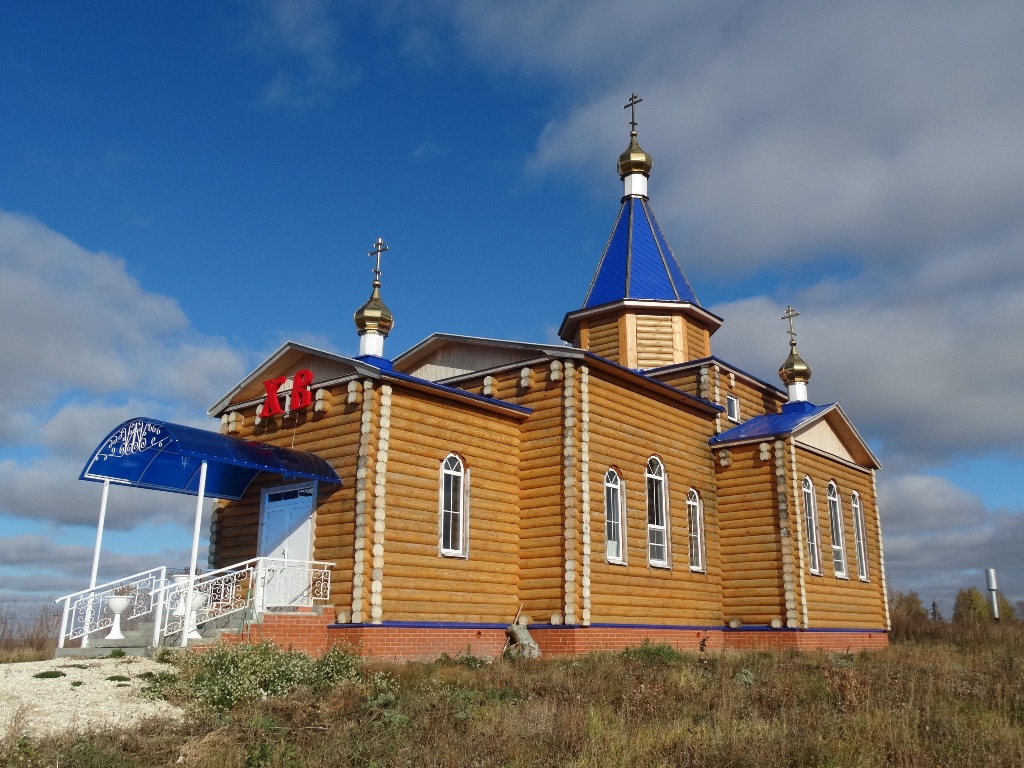 Храм архангела михаила кемерово. Храм Михаила Архангела ( большие Манадыши). Большое Игнатово храм Архангела Михаила. Храм Михаила Архангела в большой Глушице. Деревянный храм Архангела Михаила.