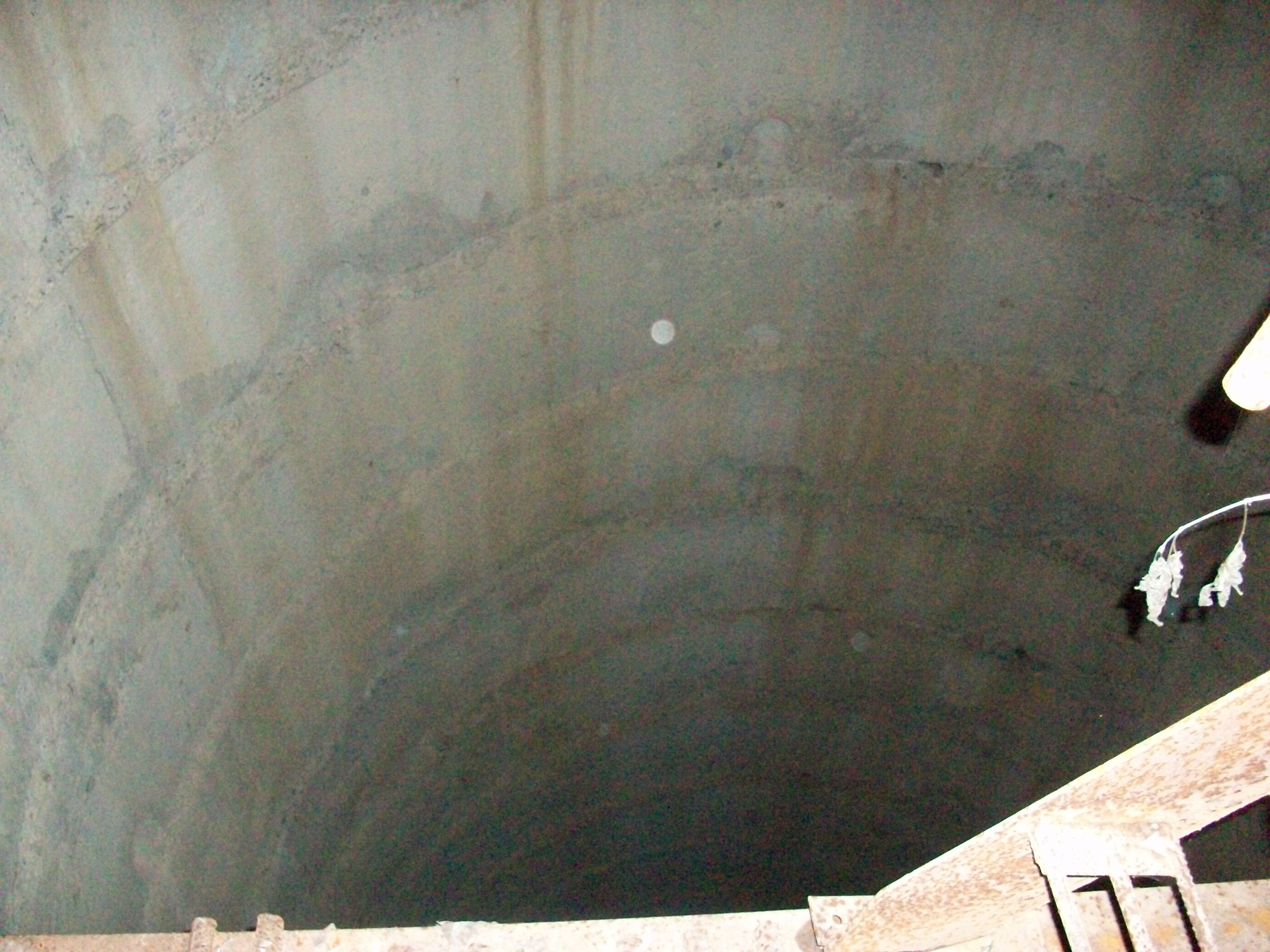 канализационный коллектор 1200мм. ребёнка упал в люк саратов. тоннельный канализационный коллектор "северная долина". технология добычи природного газа схема. глубина коллекторов.