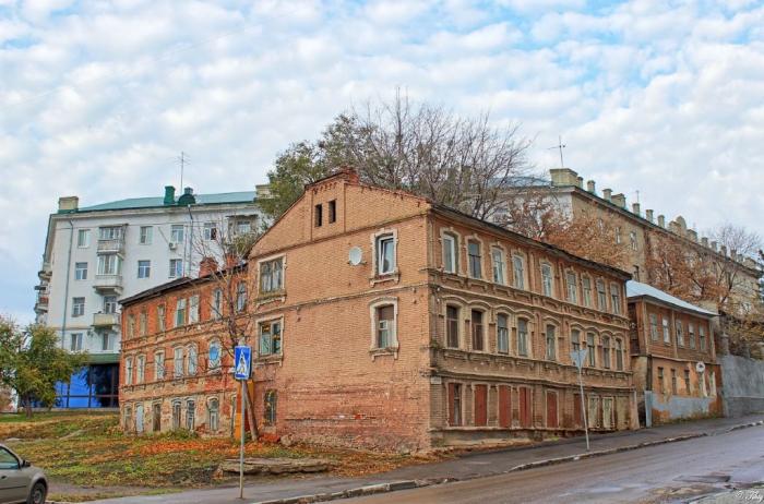 Саратовская 3. Ул Валовая Саратов. Валовая 3 Саратов. Саратов Валовая 71. Валовая 16 Саратов.