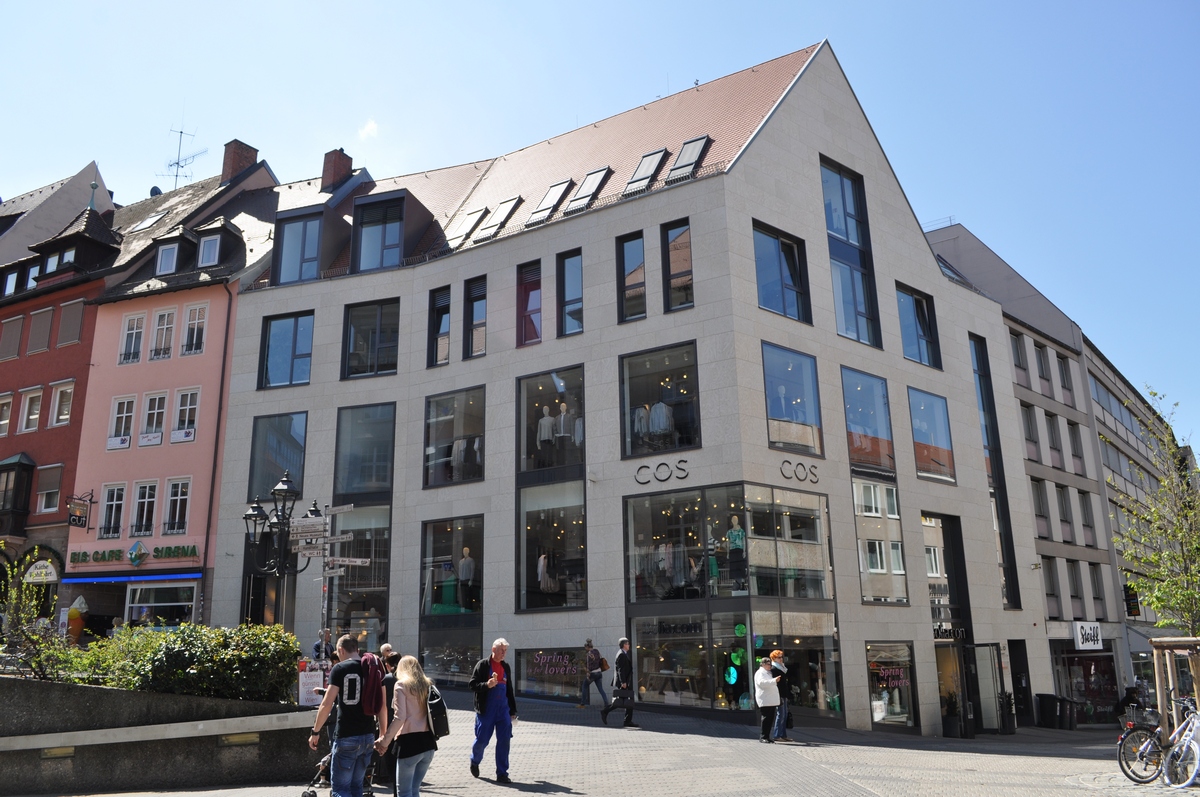 Cos - Nürnberg