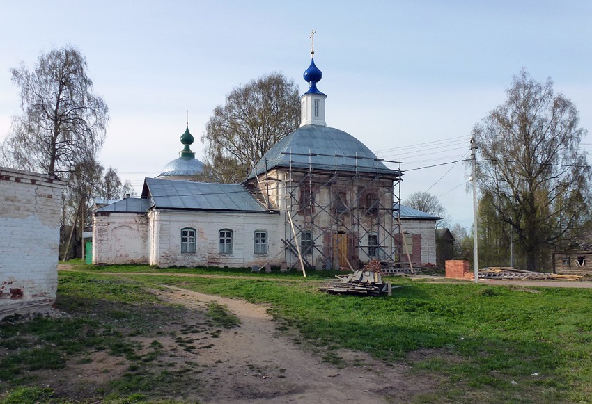 Погода судай. Село Судай Костромская область. Судай Церковь. Одигитриевская Церковь Судай. Введенское Костромской Чухломского района.