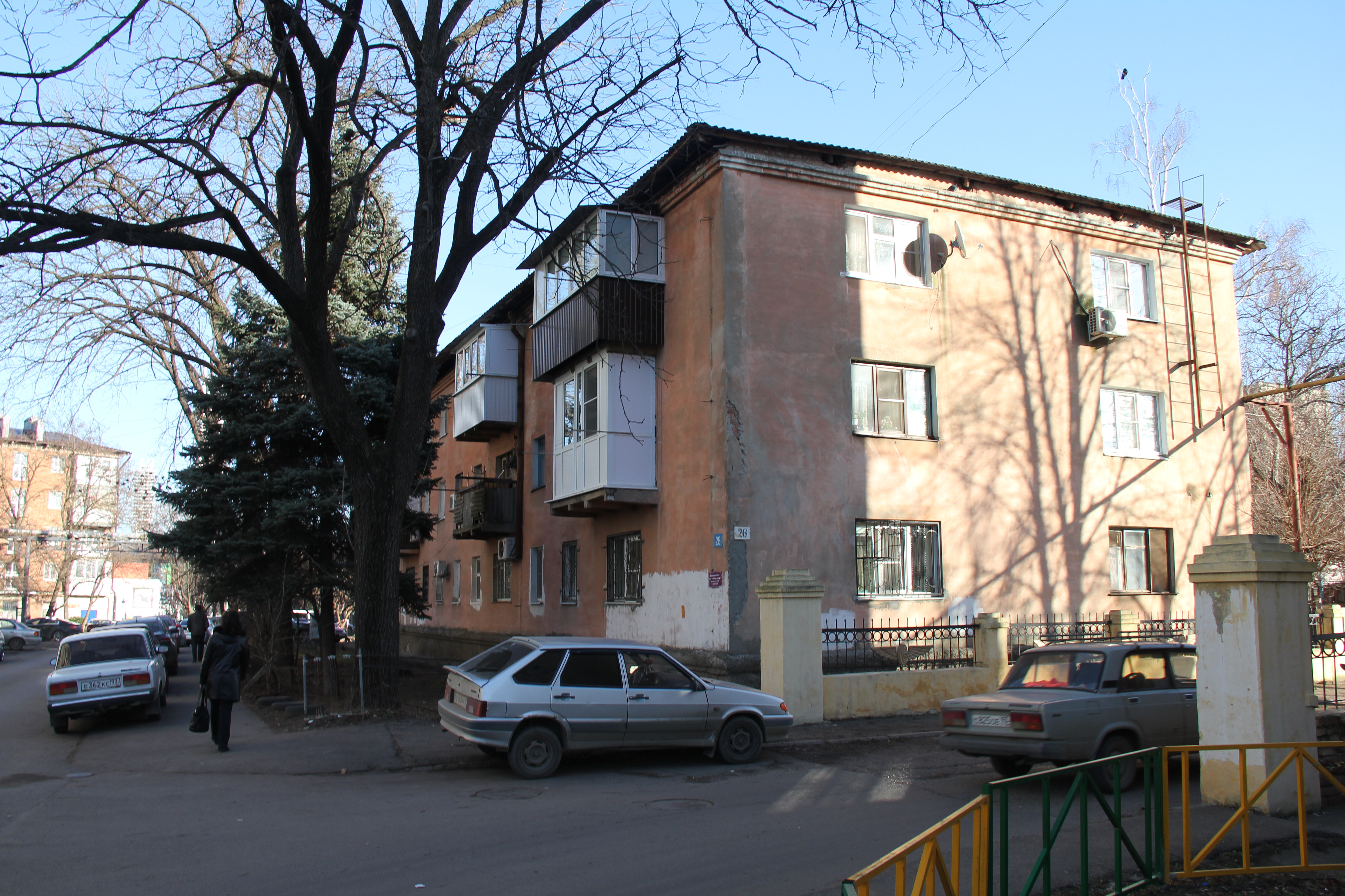 Улица братьев дроздовых краснодар. Привокзальная д. Ул. Железнодорожная 2/1 краснодар. Краснодар улица дроздовых.