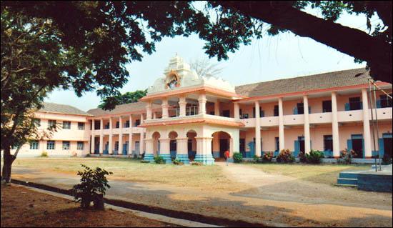 Poornaprajna college