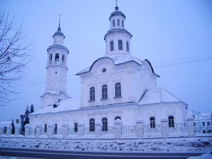 Киров Церковь бело синяя