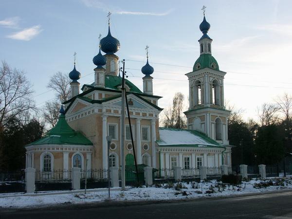 Храм царевича. Пола Углич. Г Углич Парковая д 9 фото. Большой рассказ про Церковь Дмитрия в Угличе фото.