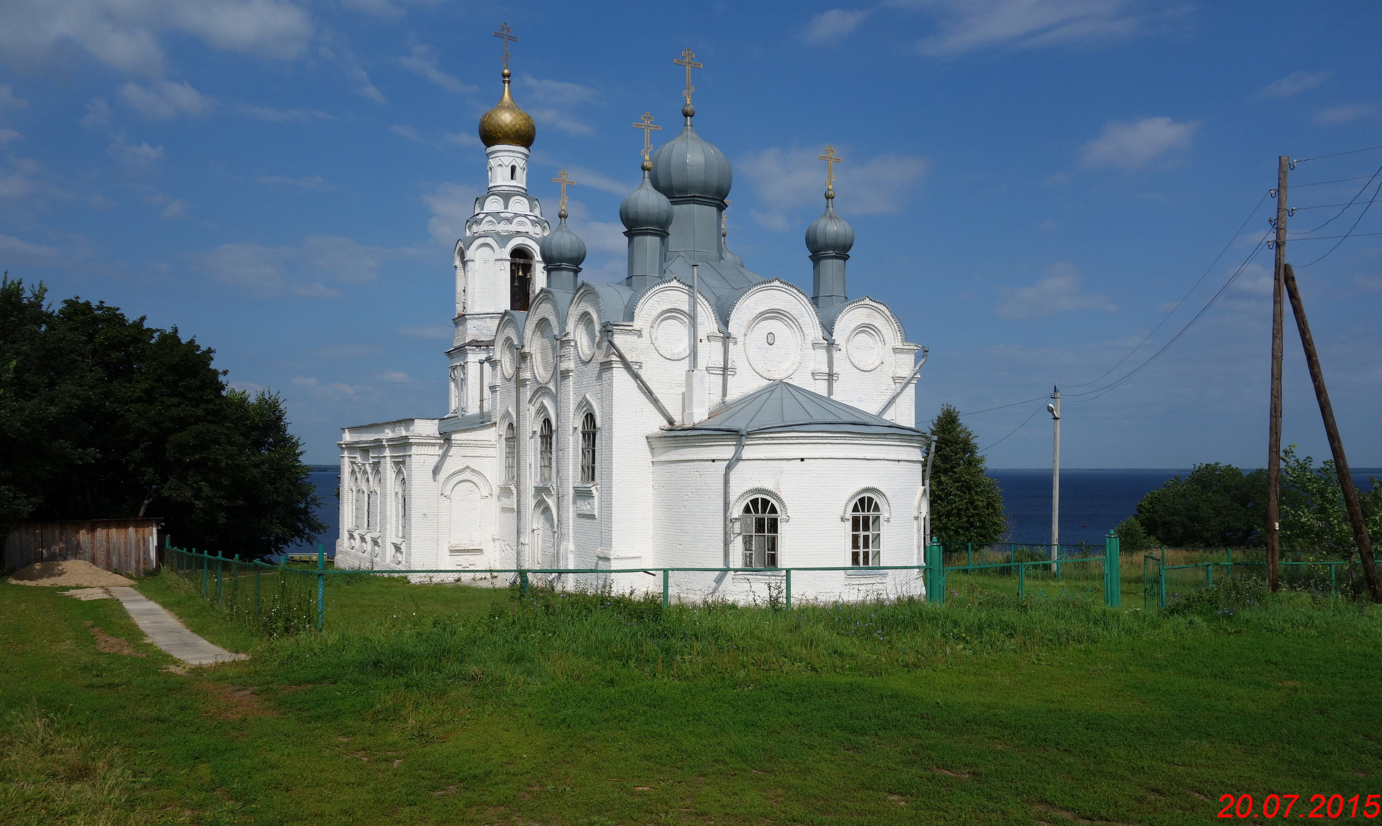 троицкий храм норское