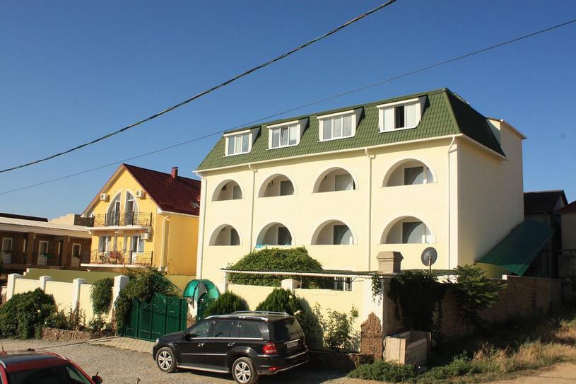 судак отель солнечный замок. пляж солнечная долина в судаке. судак солнечный 16/2. отель в судаке сугдея. солнечная долина судак крым.