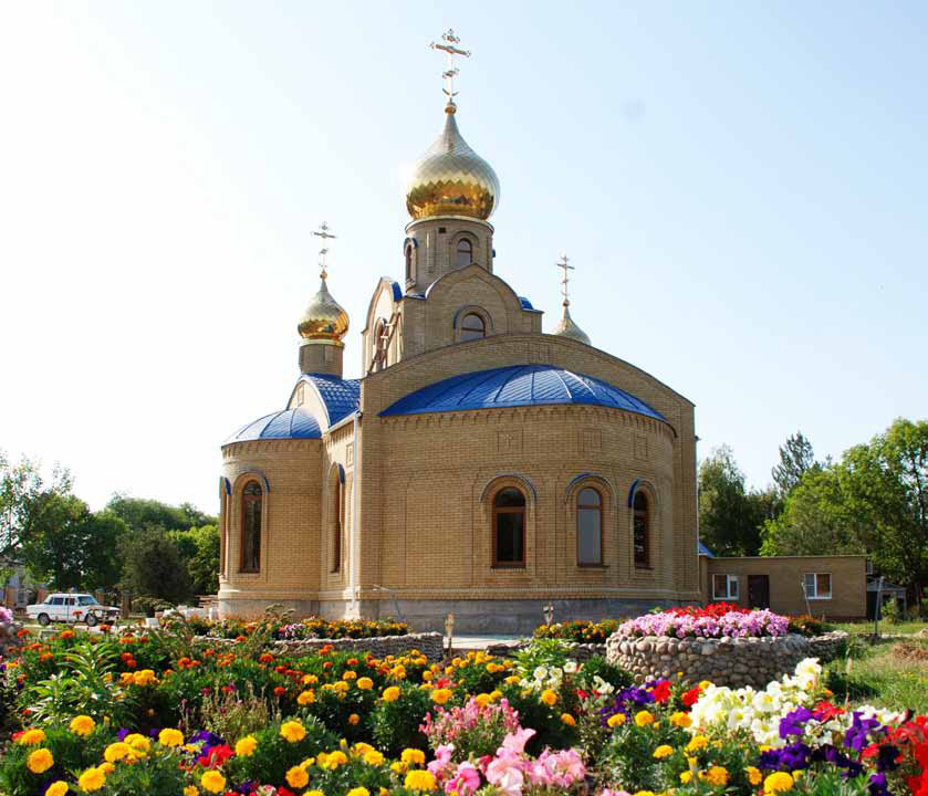 Храм станицы. Храм Покрова Пресвятой Богородицы Краснодарский край ст. Шкуринская. Храм станица Шкуринская. Церковь Покрова Пресвятой Богородицы станица Шкуринская. Шкуринская станица Краснодарский край.