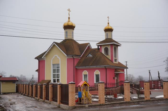 Храм страстотерпцев в аннино. Приход храма страстотерпца царевича Алексия в Разбегаево. Разбегаево Церковь. Церковь цесаревича Алексея Разбегаево. Разбегаево Ленинградская область.