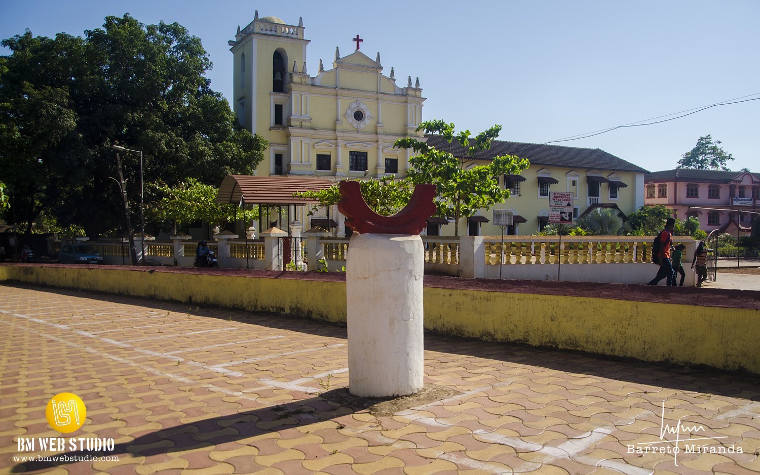 Sun Dial opp Verna Church - Verna