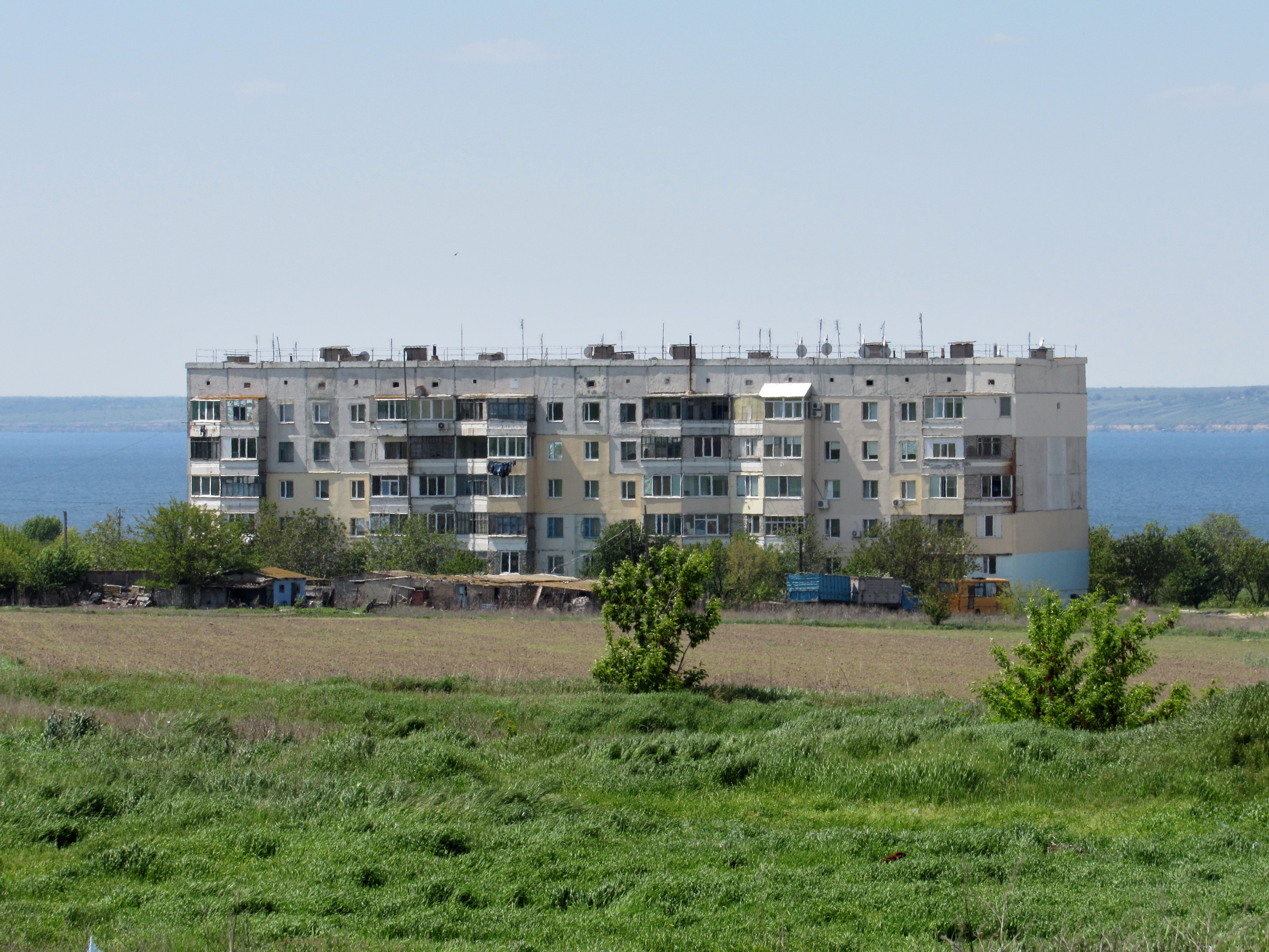 Погода горностаевка крым. Село Горностаевка Крым. Горностаевка Херсонская область. Горностаевка Ленинский район Крым.