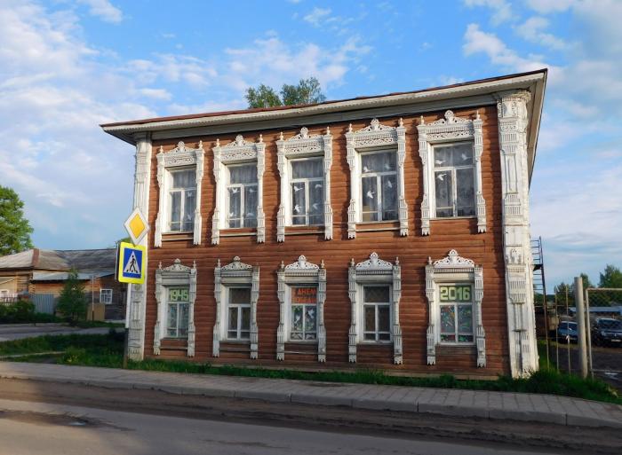Тотьма школа. Петровская Ремесленная школа в Тотьме. Петровская школа Тотьма. Ремесленная школа Тотьма. Петровская детская художественная школа Тотьма.