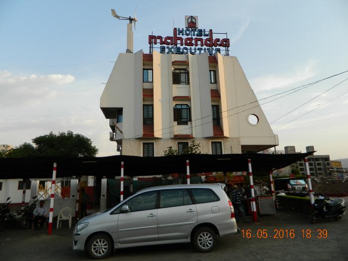 hotel mahendra executive - Satara