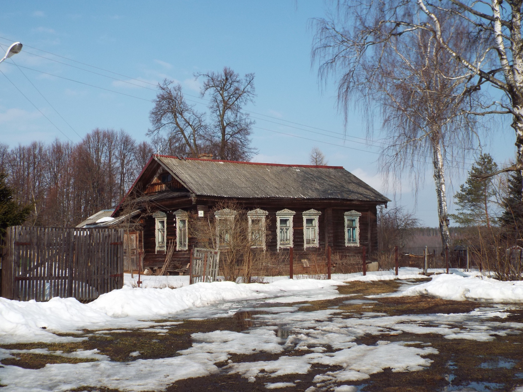 Погода в козьмодемьянске на неделю. Город Козьмодемьянск улица Матросова дом 34. Козьмодемьянск, ул. Осипенко, д.27. Козьмодемьянск Космодемьянской. Козьмодемьянск белый дом.