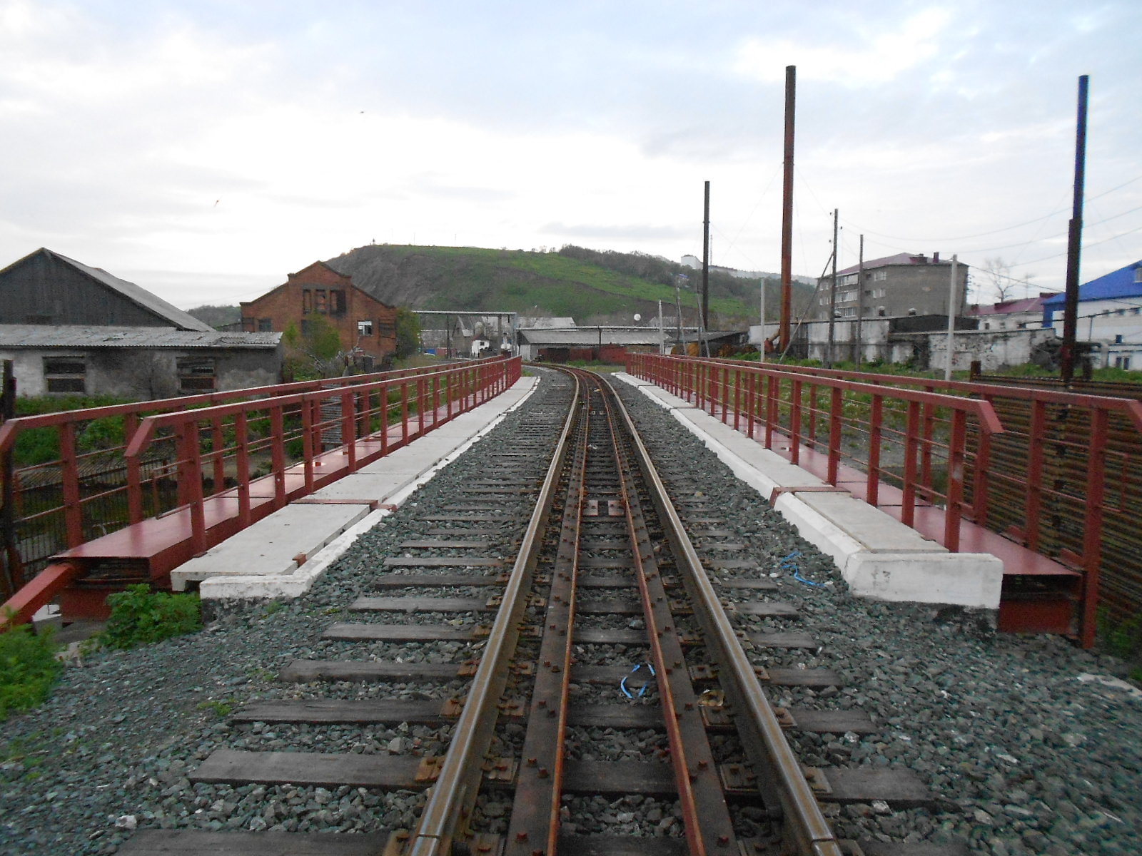 корсаков мосты. 12. по крымскому мосту пустили автобусы. крымский мост игорь корсаков сегодня. город ноглики мост сахалин.