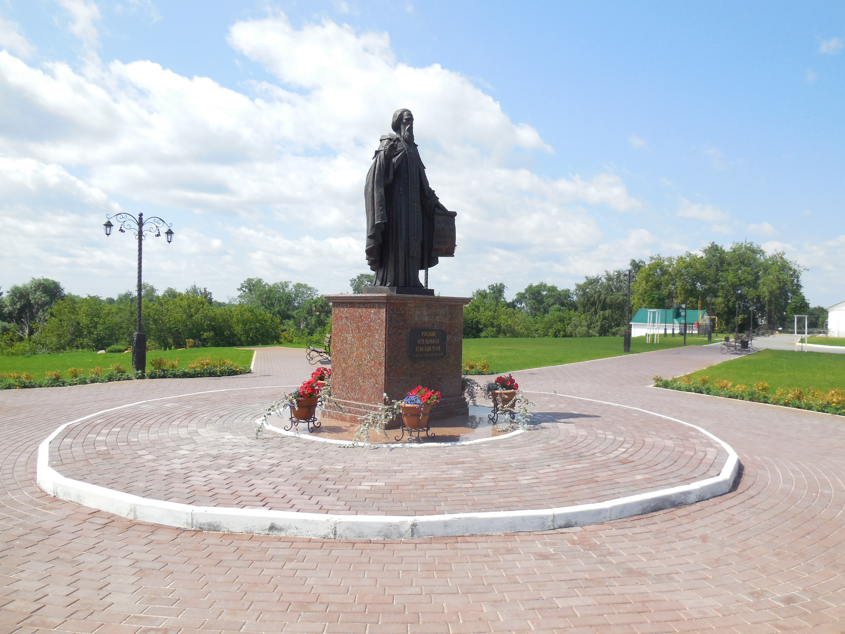 Борское нижегородская область. Памятник сергию Радонежскому Бор. Город Бор Нижегородской области парк Победы. Памятник преподобному сергию Радонежскому (Бор). Памятники город Бор Нижегородской области.