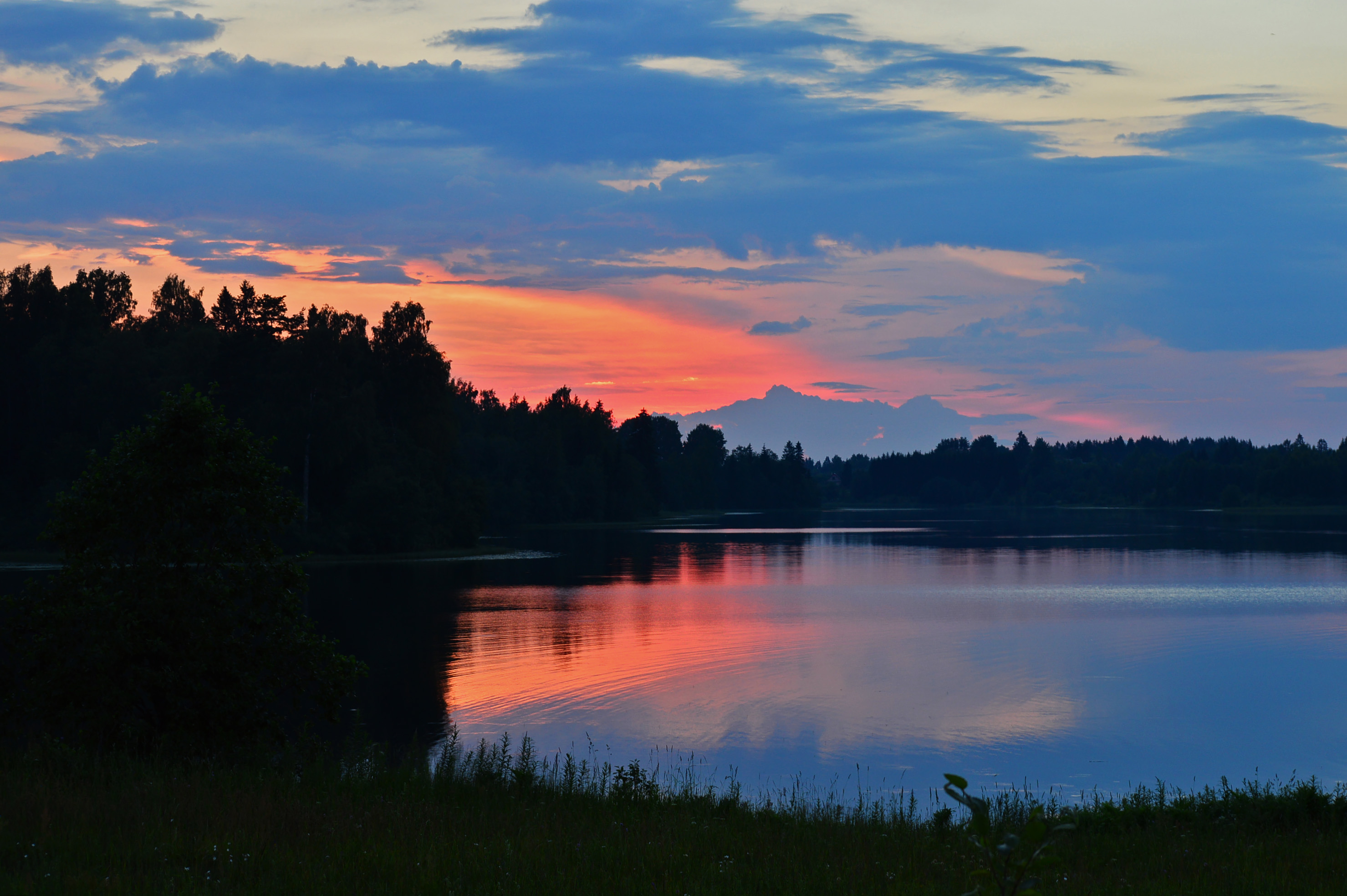 Озеро среднее озерное. Озеро Куйто. Озеро верхний ордай в Саянске. Среднее (озеро, Алтайский край). Озеро среднее Куйто.