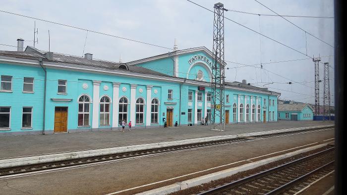 Сайт татарск новосибирская область. Татарск Новосибирская область вокзал. Железнодорожный вокзал Татарская Татарск Новосибирская область. Станция Татарская РЖД. ЖД вокзал в Татарске Новосибирской области.