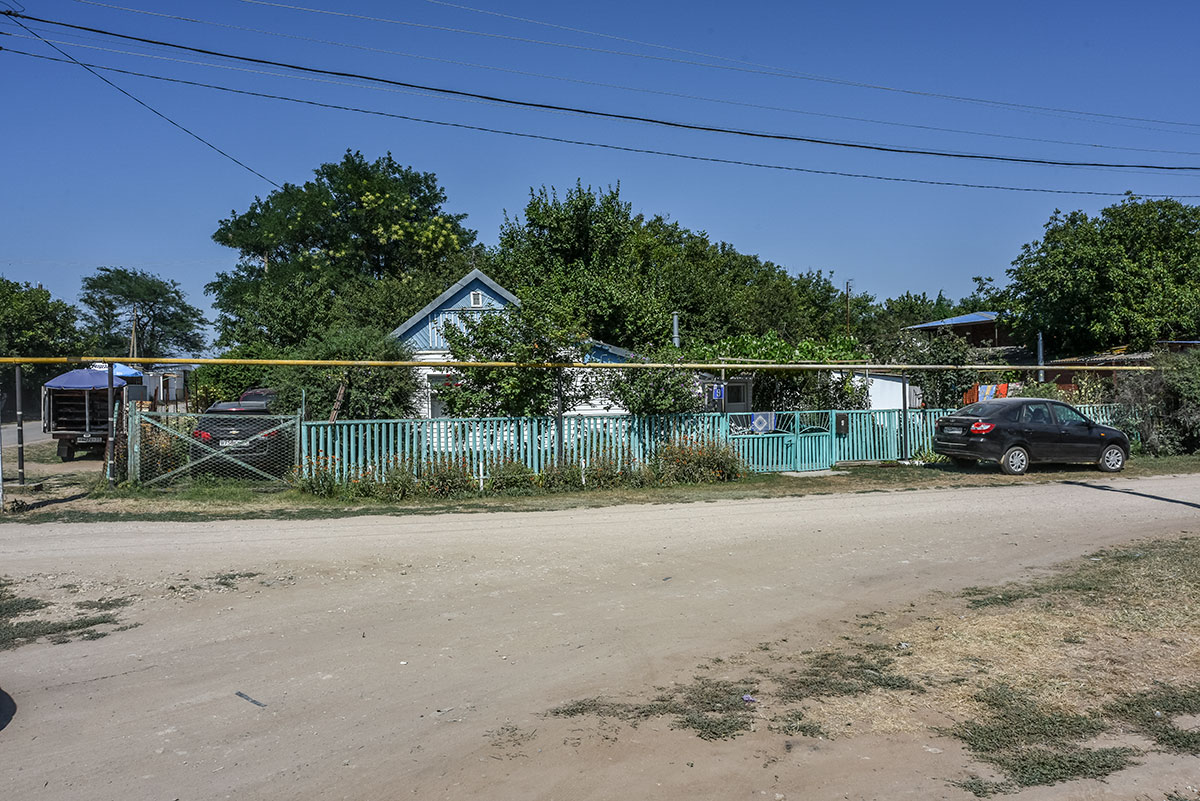 Село приморское краснодарский край. Кучугуры Краснодарский ул Приморская. Кучугуры улица Приморская. Приморская улица 63 Кучугуры. Улочки Кучугуры.