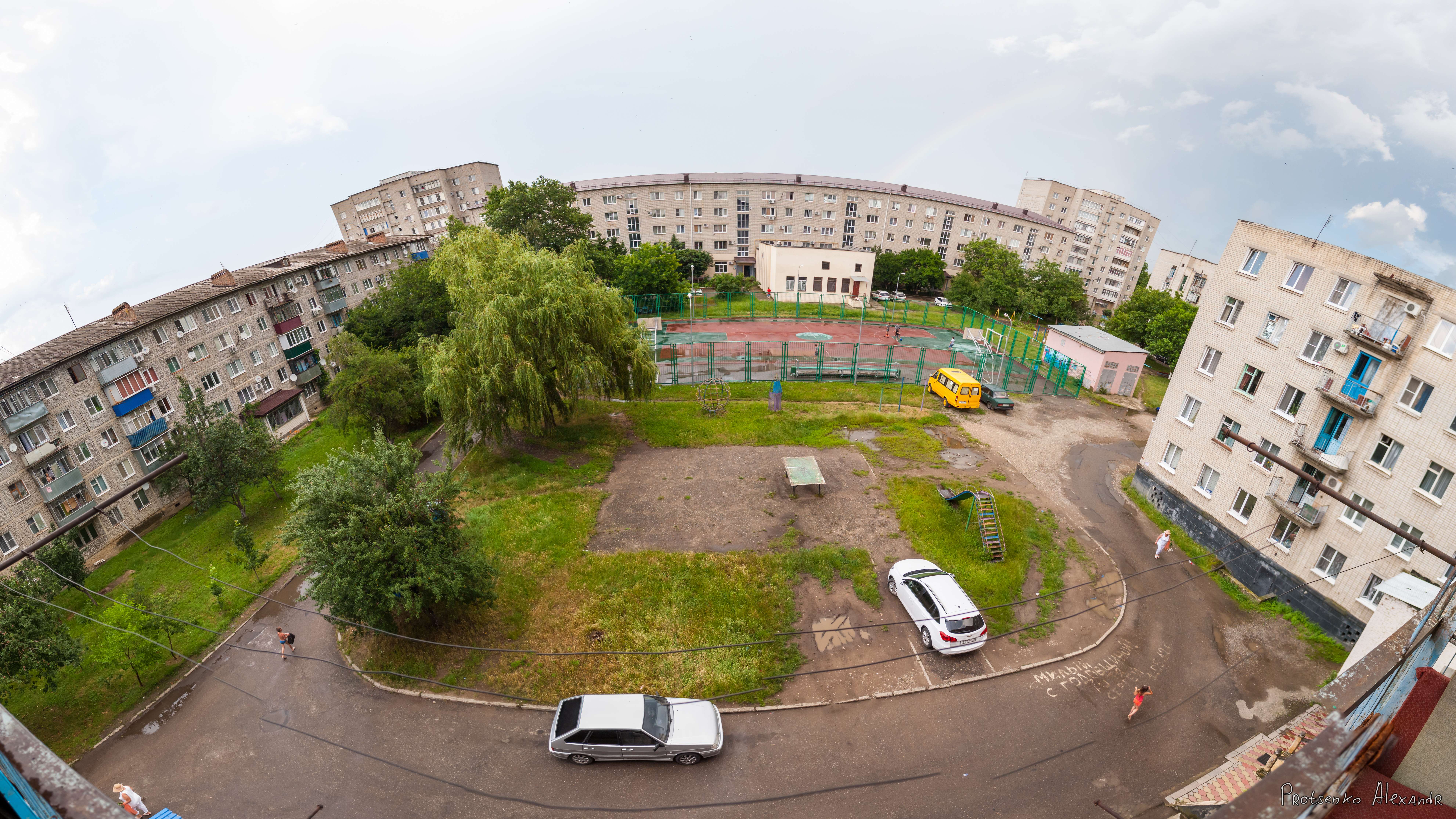 Вид во двор. Вид на дворик. Белореченск трехсотка. Дворик, Белореченск.