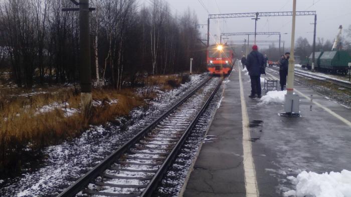 новомосковский кирпичный завод логотип. кирпичный завод логотип. грязовец кирпичный завод. электричка кирпичный завод. электричка кирпичный завод.