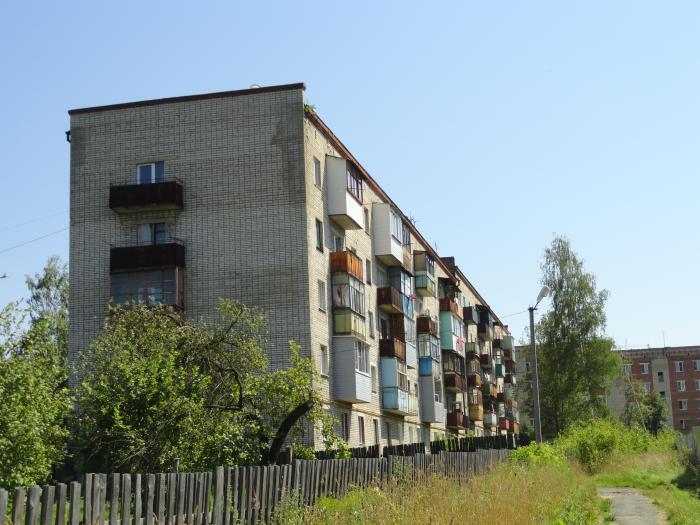 осташков пятиэтажки. улица сады 12. садовая 20 металлострой. улица сады 12. большая садовая 47.