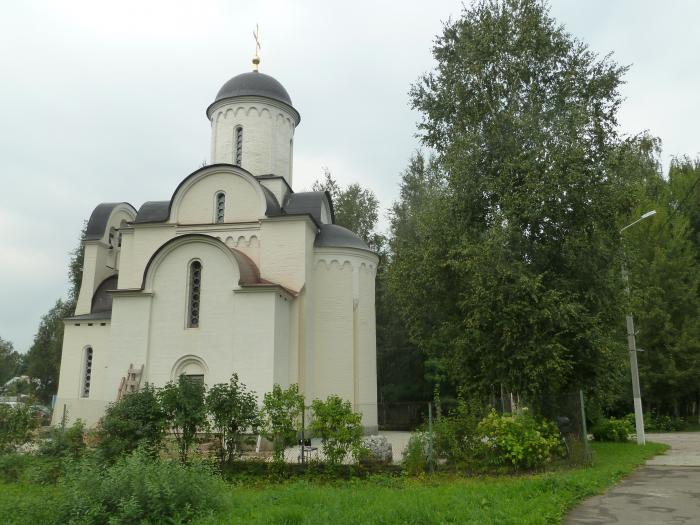 Храм Покрова Пресвятой Богородицы в посёлке Шереметьевский - Долгопрудный