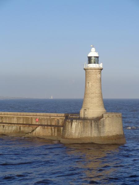 Tyne North Pier Lighthouse (Tynemouth Lighthouse)