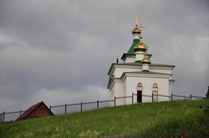 Храм в Нижнем селе под Первоуральском. Коуровка Свердловская область Церковь.