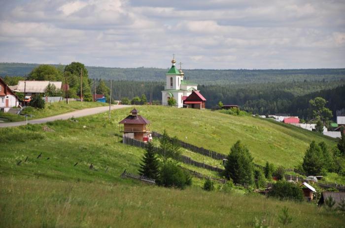 Церковь на реке Чусовая