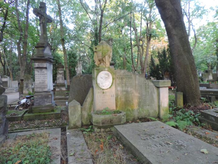 The tomb of Zalewski family - Warsaw