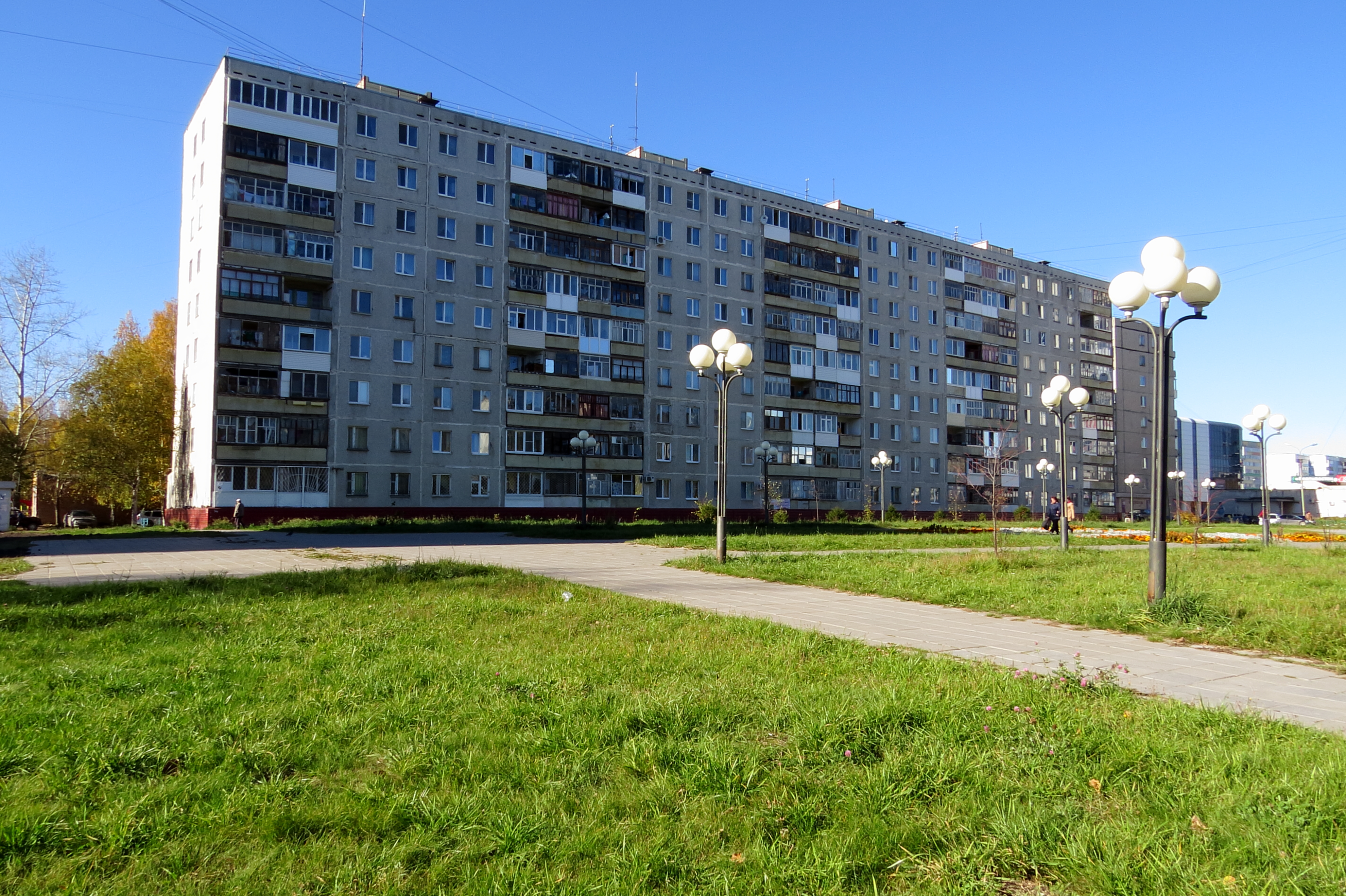 Город тобольск 6 микрорайон. Тобольск 6 микрорайон 1/1. Тобольск 6 микрорайон 17 дом. 10 Мкр 17 дом Тобольск. Тобольск 6 микрорайон 28а дом.