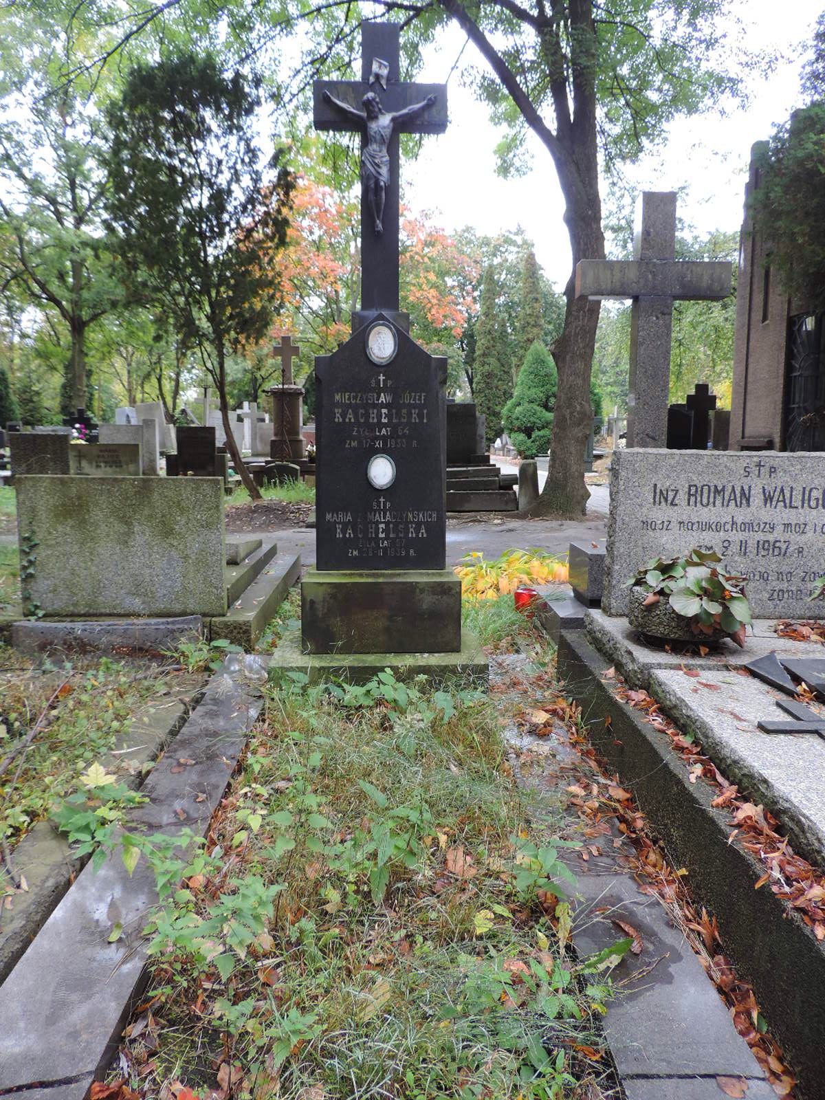 The tomb of Kachelski family - Warsaw