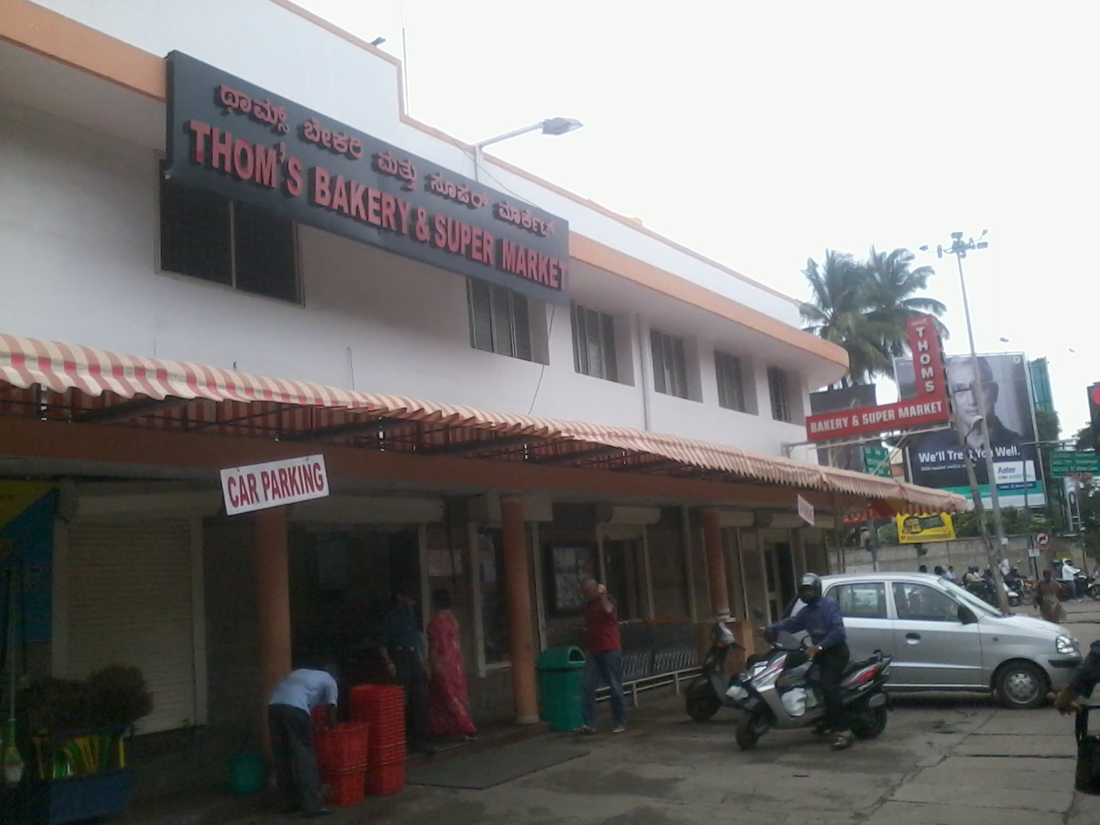 Thom's Bakery & Supermarket - Bengaluru