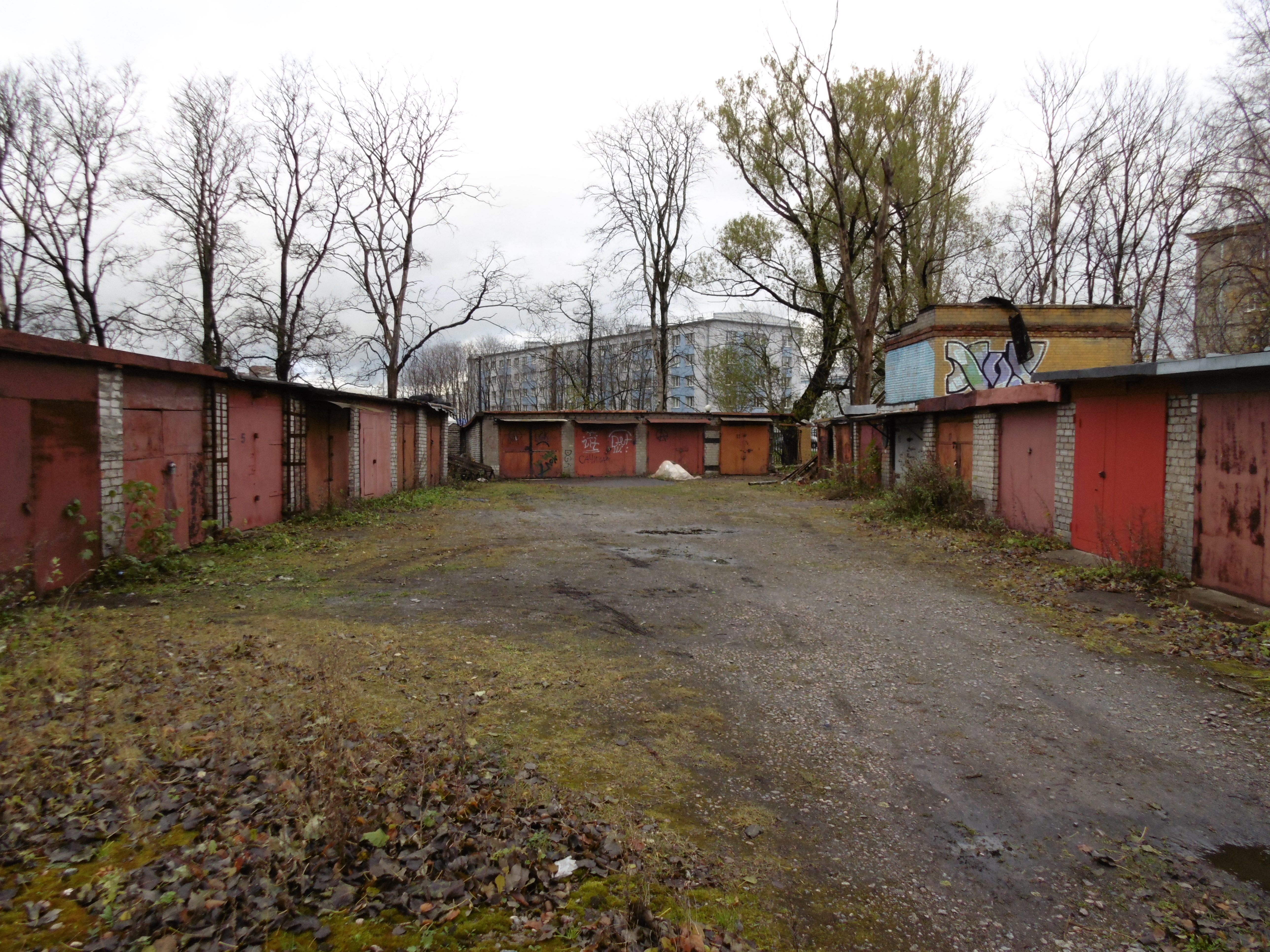 Гараж спб. Гаражи Санкт-Петербург. Гаражи старые Питер. Гаражи старопонова Приморская.