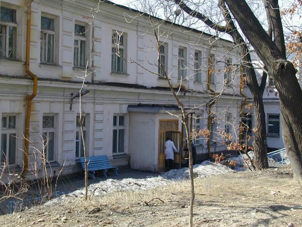 Госпиталь владивосток. Тихоокеанский военный госпиталь Владивосток. Госпиталь ТОФ Владивосток. Ивановская 4 Владивосток военный госпиталь. Фокино военный госпиталь.