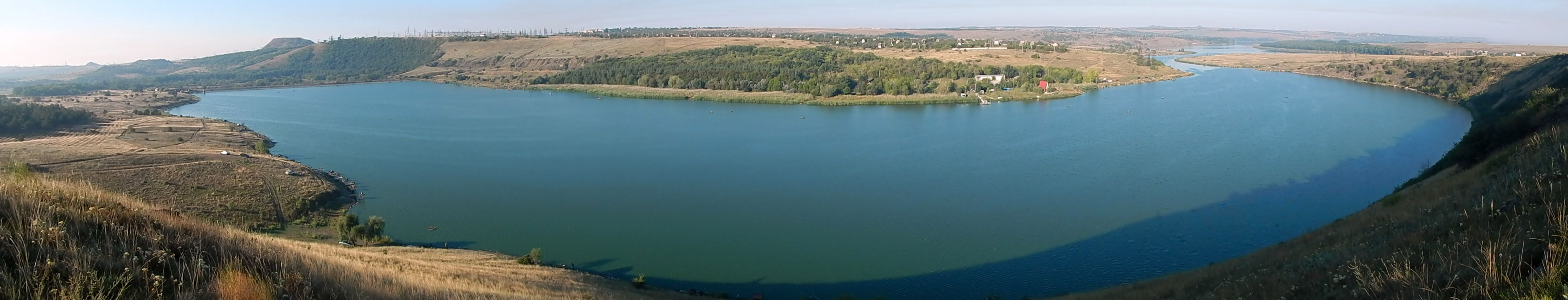 Водохранилища донецкая область. Ханженковское водохранилище. Ханженковское водохранилище Донецкая область. Ханженковское водохранилище скалы. Нижняя Крынка горящие камни.