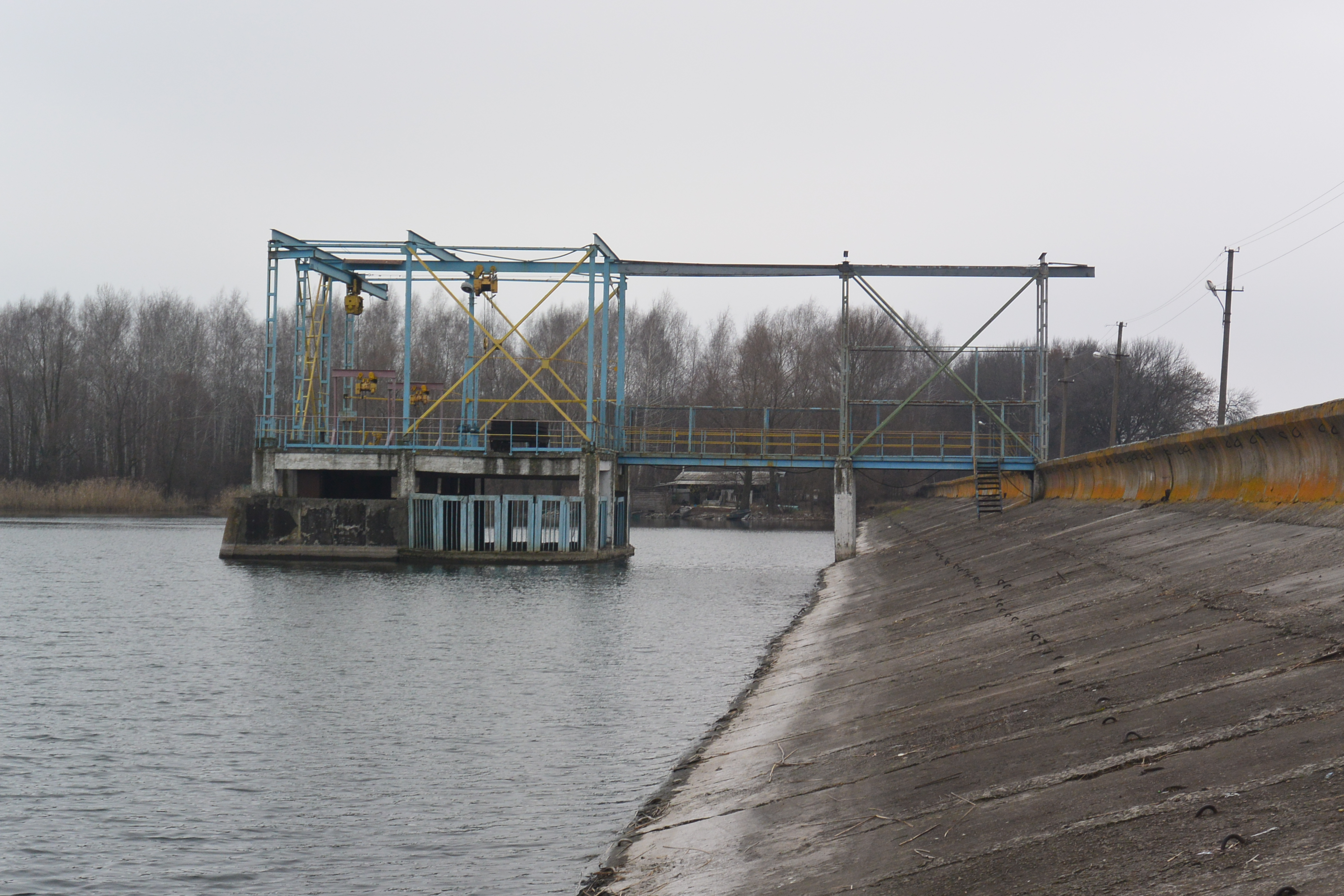 Водохранилища украины. Муромское водохранилище. Кармановская плотина. Зубцовский гидроузел. Муромское водохранилище первая линия.