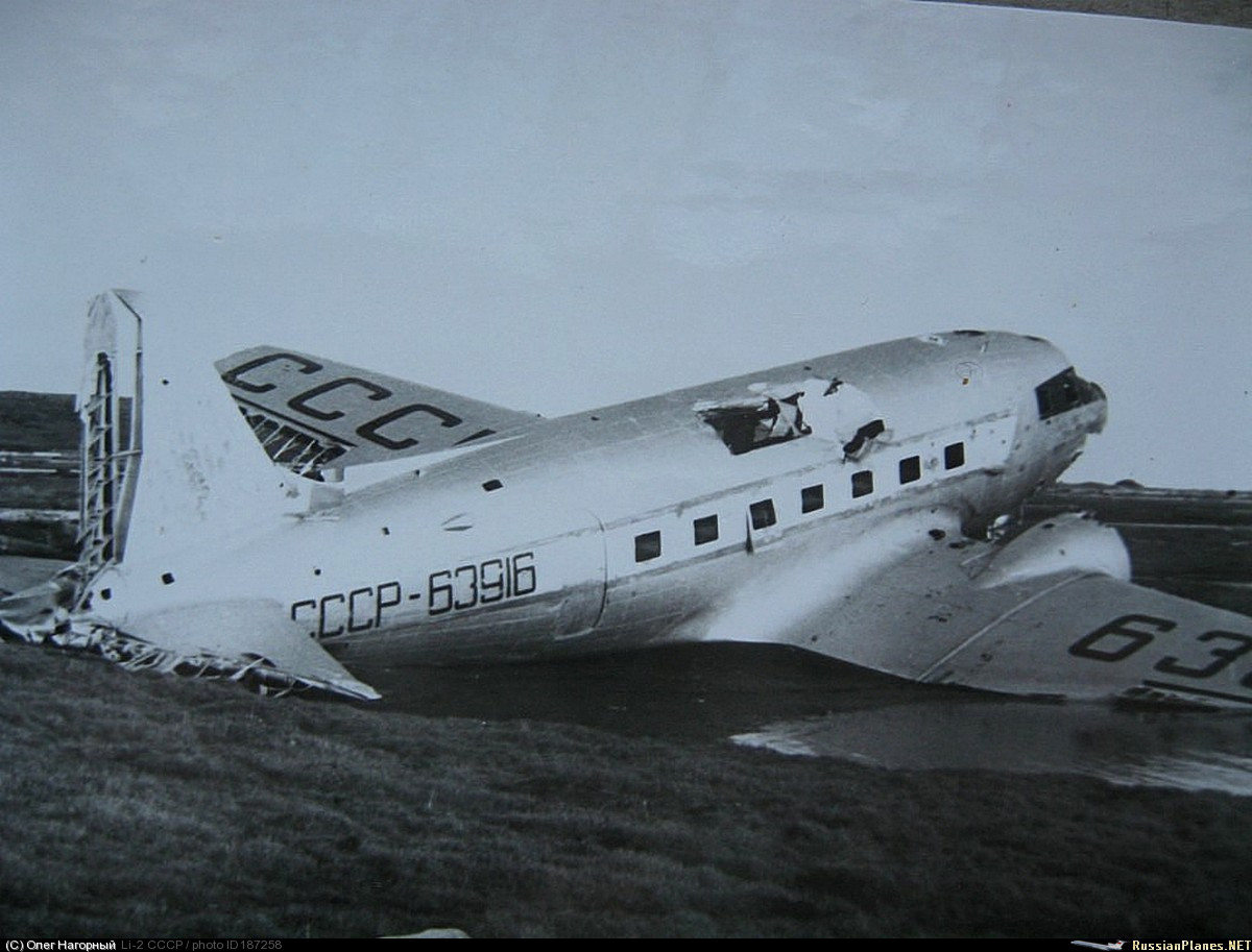 Фотографии ли 2. Ли-2 самолёт. Самолёт ли 2 Диомид. Ли-2 самолёт СССР. Ли-2 СССР.