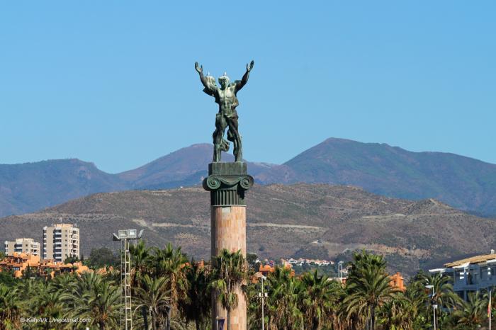 LA VICTORIA STATUE - Marbella