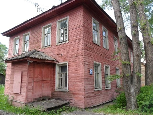 Дом в соколе вологодской. Старый Сокол Вологодская область. Старый город Сокол Вологодская область. Горького 14 Сокол. Ул Горького Сокол Вологодская область.