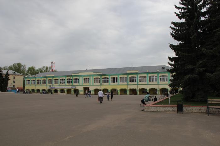 Сайты мценска. Торговые ряды Мценск. Ряды город Мценск. Мценск.9. торговые ряды. Мценск Центральная улица.